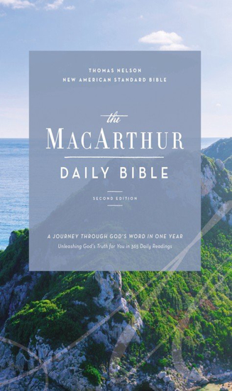 Picture of NASB, MacArthur Daily Bible, Hardcover, Comfort Print